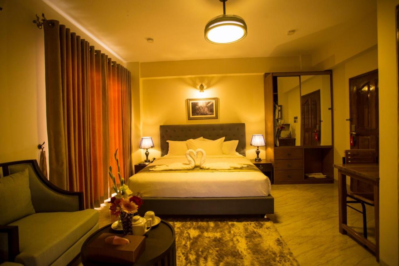 Shinepukur Suites Дакка Экстерьер фото