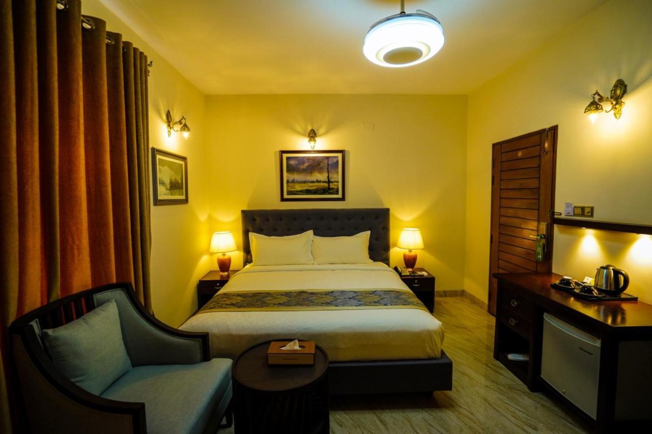 Shinepukur Suites Дакка Экстерьер фото