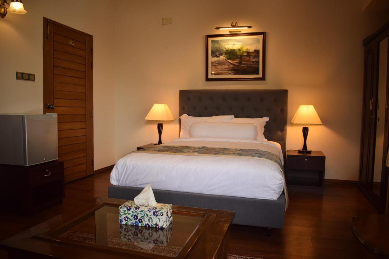 Shinepukur Suites Дакка Экстерьер фото