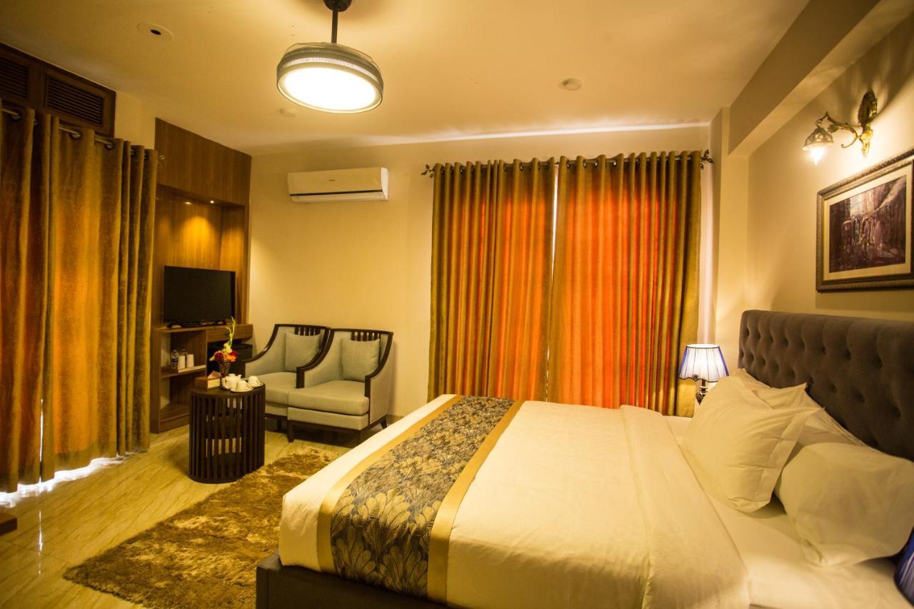 Shinepukur Suites Дакка Экстерьер фото